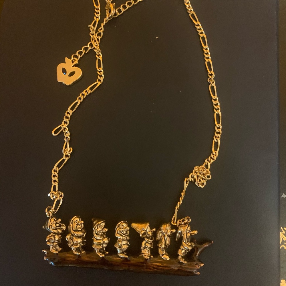 Disney couture seven dwarves gold necklace